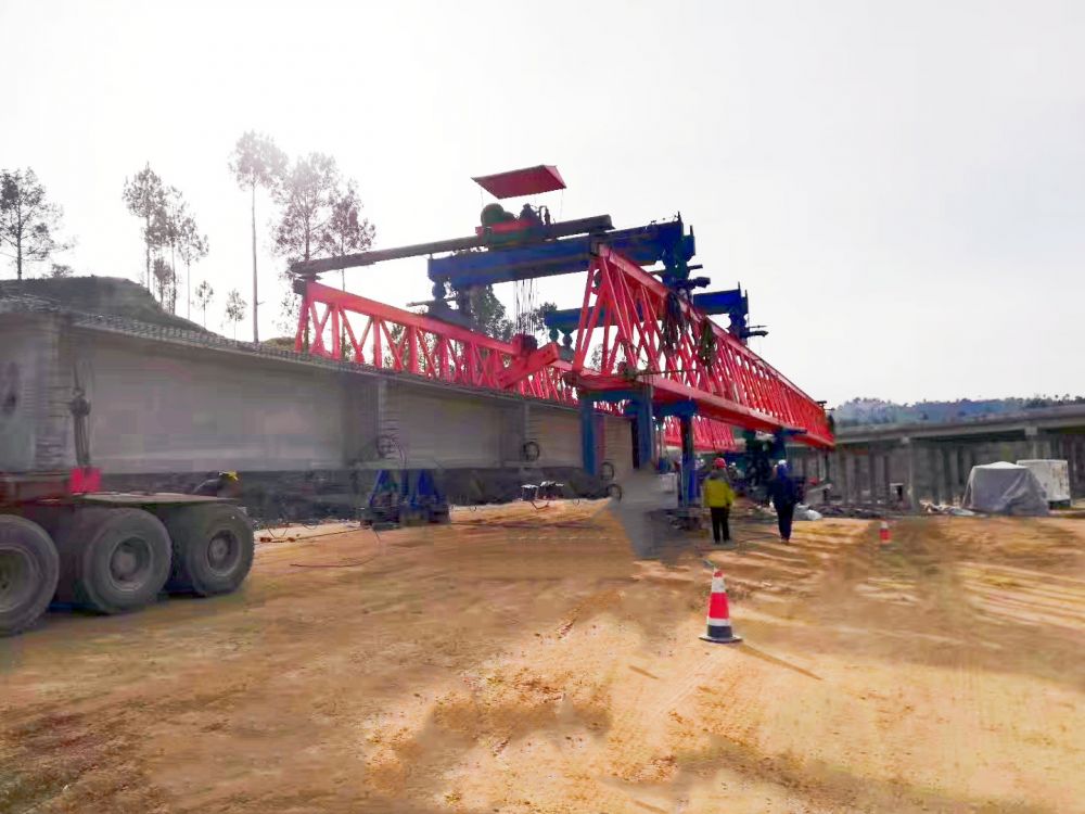 西藏架橋機(jī)廠家制造、安裝調(diào)試、搬遷移裝、改造維修及租賃出租服務(wù)