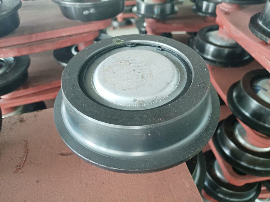 廣州電動(dòng)葫蘆跑車輪組、河南電動(dòng)葫蘆配件廠家批發(fā)