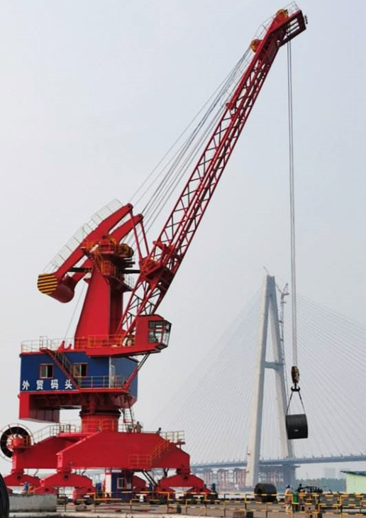 碼頭起重機的質量管理及作業保護要求