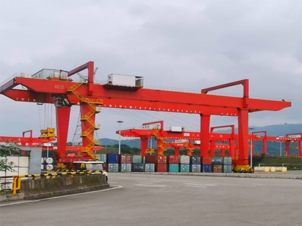 集裝箱門式起重機(jī)、港口門式起重機(jī)、港口集裝箱龍門吊