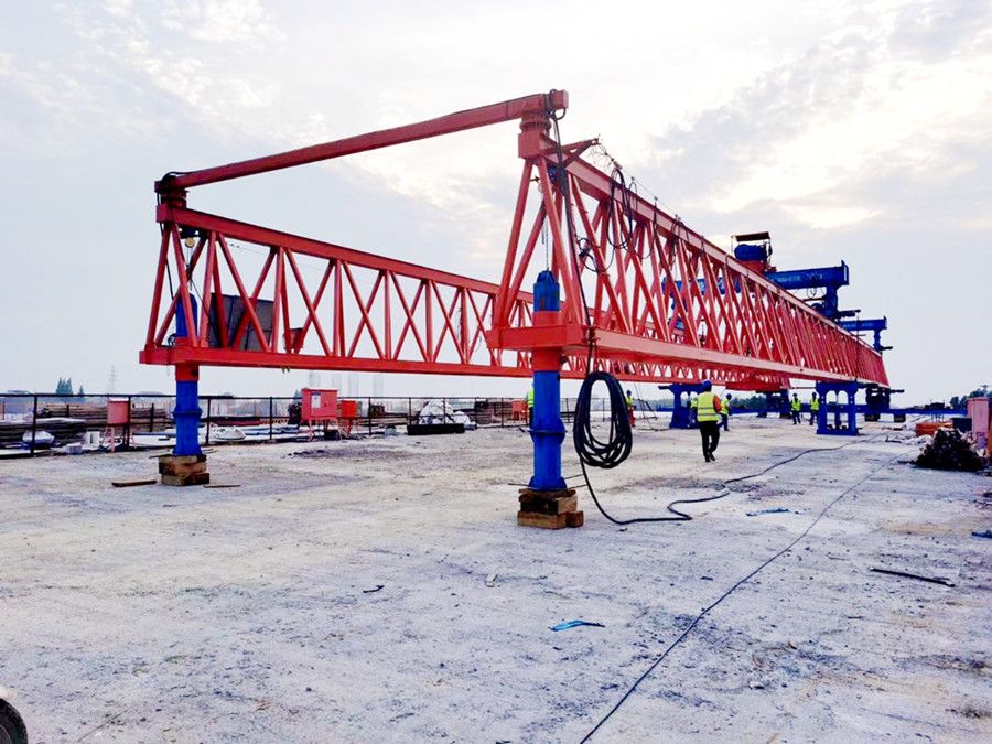 陜西延安架橋機(jī)、架橋機(jī)型號(hào)規(guī)格、生產(chǎn)廠家銷(xiāo)售