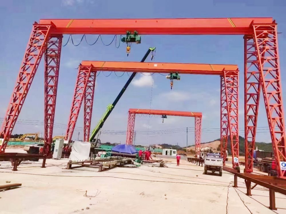 貴州安順起重機、電動單梁門式起重機、龍門吊廠家銷售