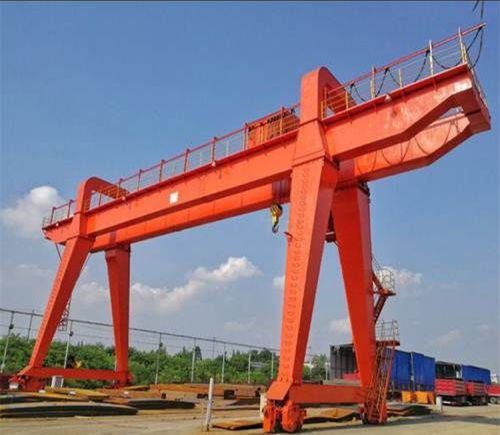 雙梁門(mén)式起重機(jī)日常維護(hù)保養(yǎng)需要注意哪些內(nèi)容