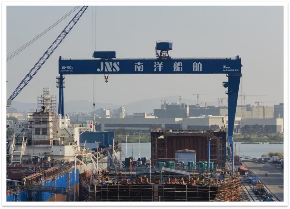 江門南洋船舶700T造船門式起重機