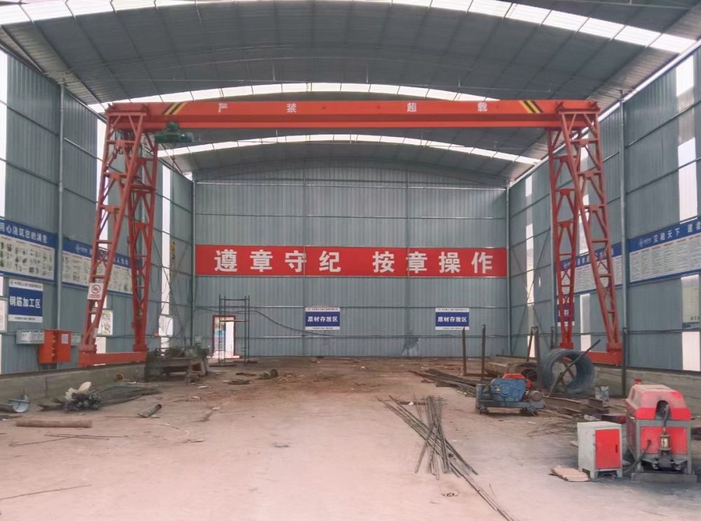 門式起重機(jī)廠家報(bào)價(jià)、龍門吊設(shè)計(jì)制造、安裝維修、租賃出租、搬遷移裝