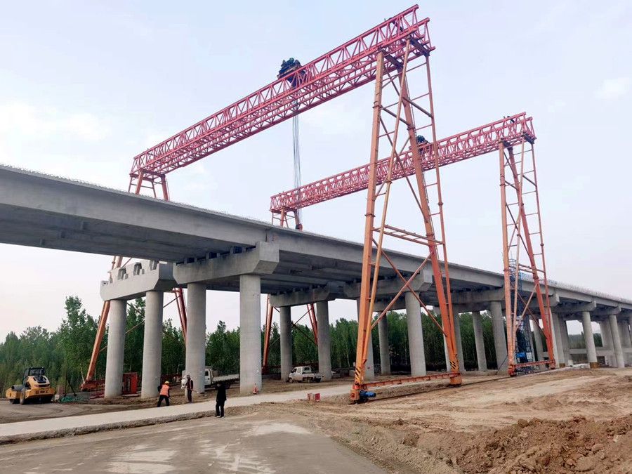 西藏拉薩龍門吊、路橋工程提梁機(jī)、門式起重機(jī)廠家銷售安裝維修