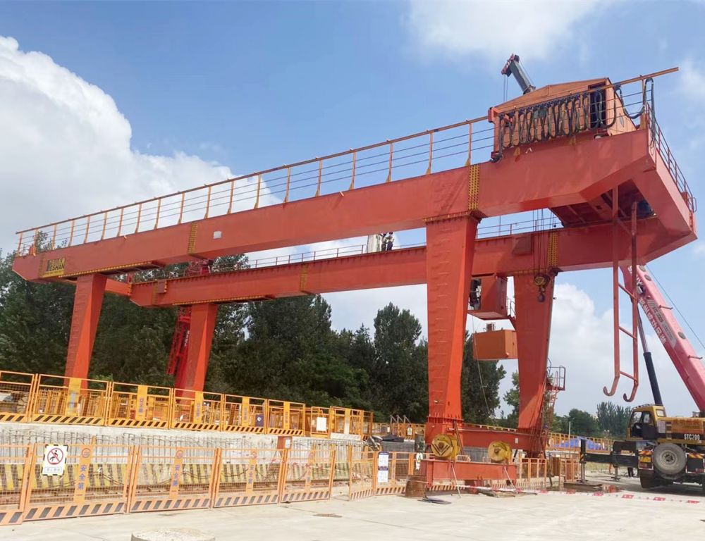 江蘇常州龍門(mén)吊、U型門(mén)式起重機(jī)、地鐵出渣機(jī)廠家銷(xiāo)售、租賃回收價(jià)格