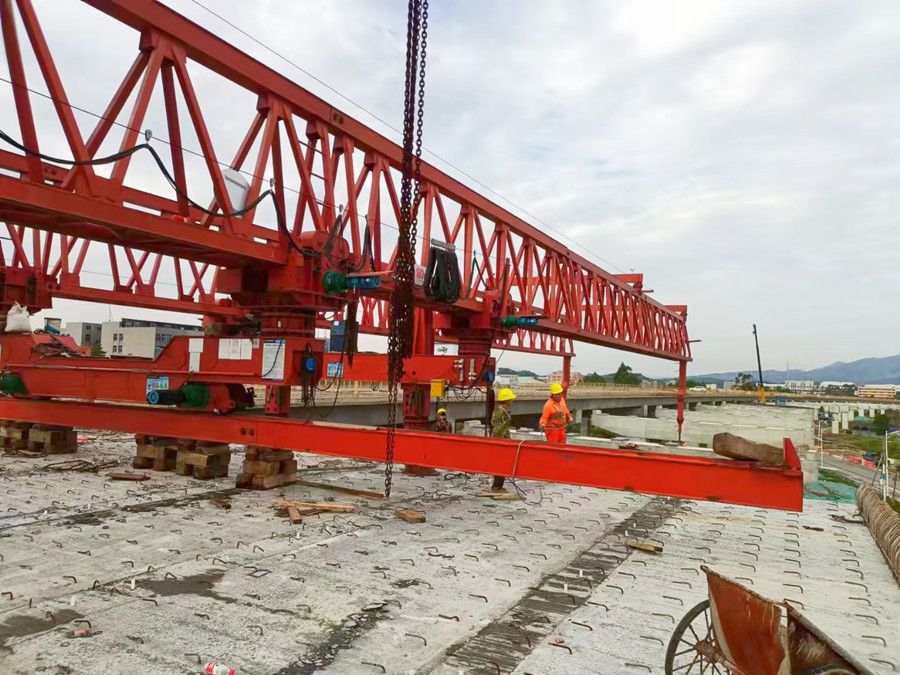 蘭州架橋機(jī)、蘭州路橋起重設(shè)備供貨安裝、租賃回收
