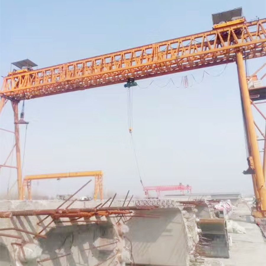 提梁機租售.jpg