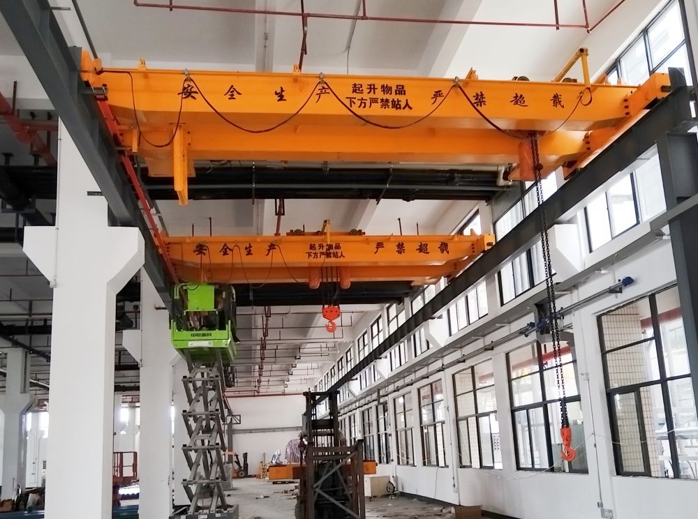 LH型電動(dòng)葫蘆雙梁行車、橋式起重機(jī)、吊機(jī)