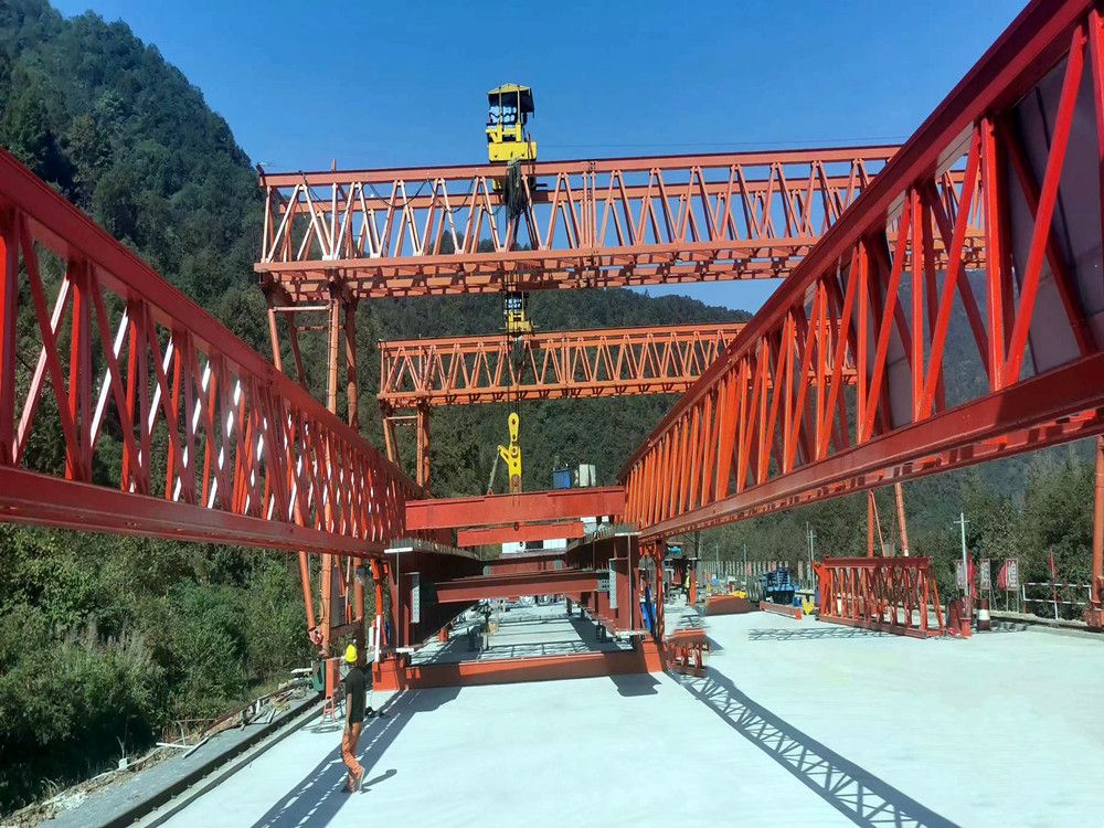架橋機(jī)生產(chǎn)廠家、型號規(guī)格、技術(shù)參數(shù)、安裝維修、租賃回收、價格報價