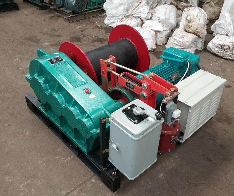 液壓型卷揚機.jpg