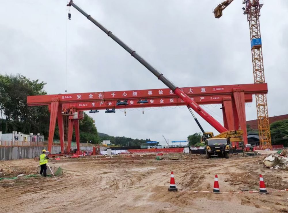 龍門吊廠家、型號、參數、MH型單梁門式起重機設計制造、安裝維修