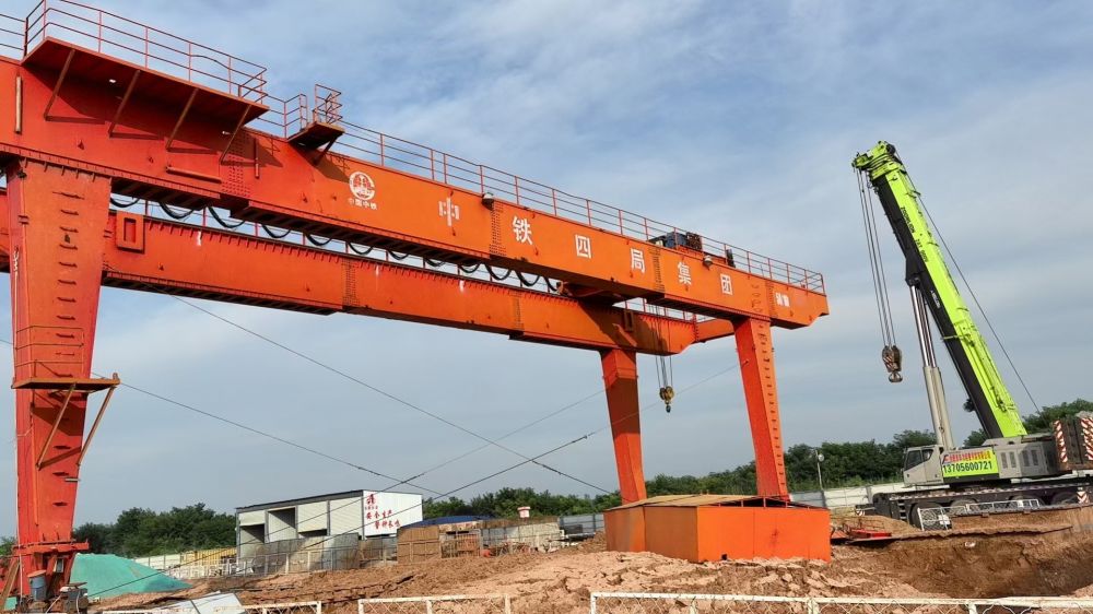 地鐵出渣機(jī)租賃廠家服務(wù)、河南出渣機(jī)租賃價格