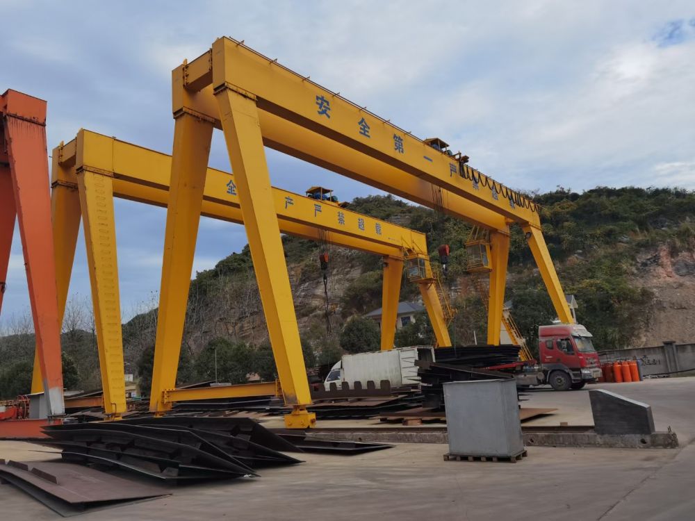 龍門吊、國標非標歐式單雙梁門式起重機、雙梁龍門吊型號規格、價格