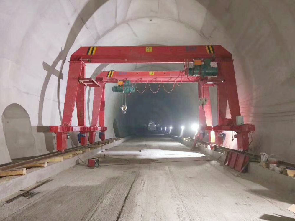 深圳龍門(mén)吊、隧道專用門(mén)式起重機(jī)廠家銷(xiāo)售安裝維修