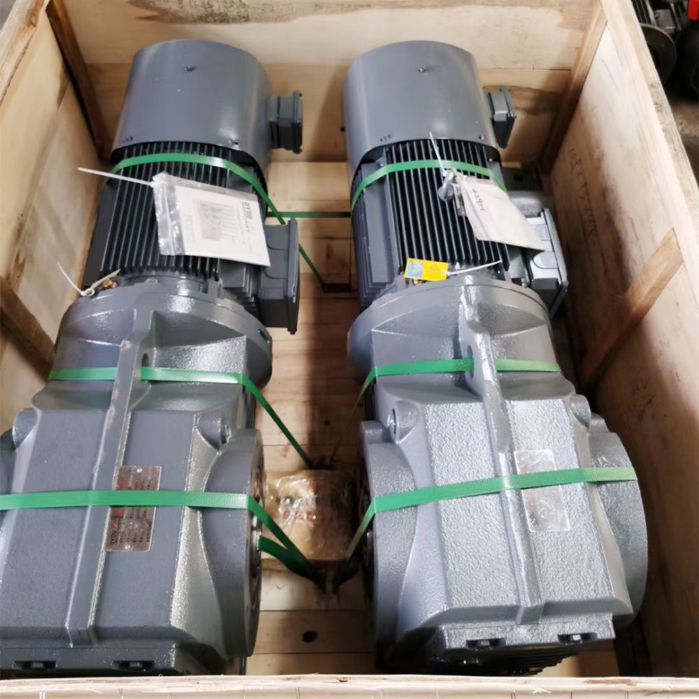 RKFS系列斜齒輪減速機.jpg