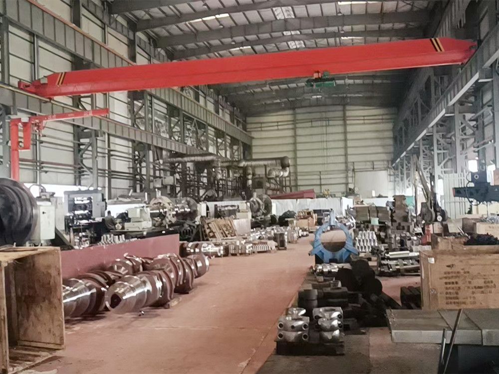 單梁橋式起重機、單梁天車、吊機、行吊廠家銷售、安裝改造維修